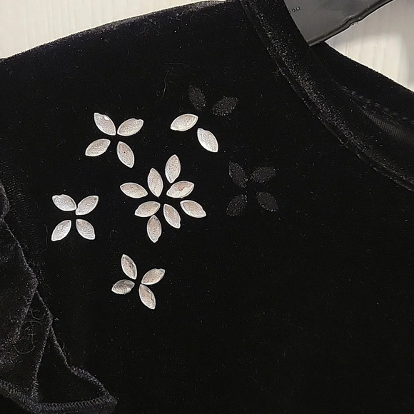 New With Tag Girls 2 Piece Top & Pants with Matching Hair Clip Size 8 Velor Soft - Picture 6 of 9